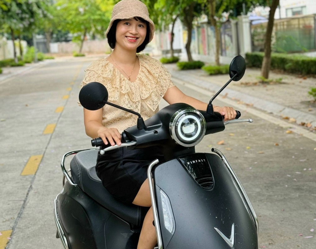 Cô giáo lựa chọn xe máy điện VinFast